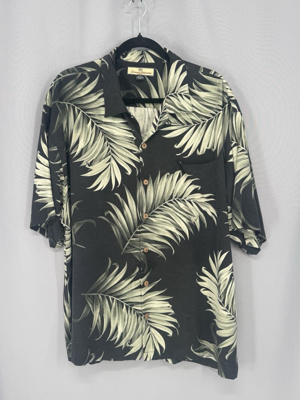 Tommy Bahama Mens XL 100% Silk Camp Shirt Vintage Black Palm Aloha Resort Cruise